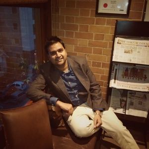 Meet your Posher, Amit